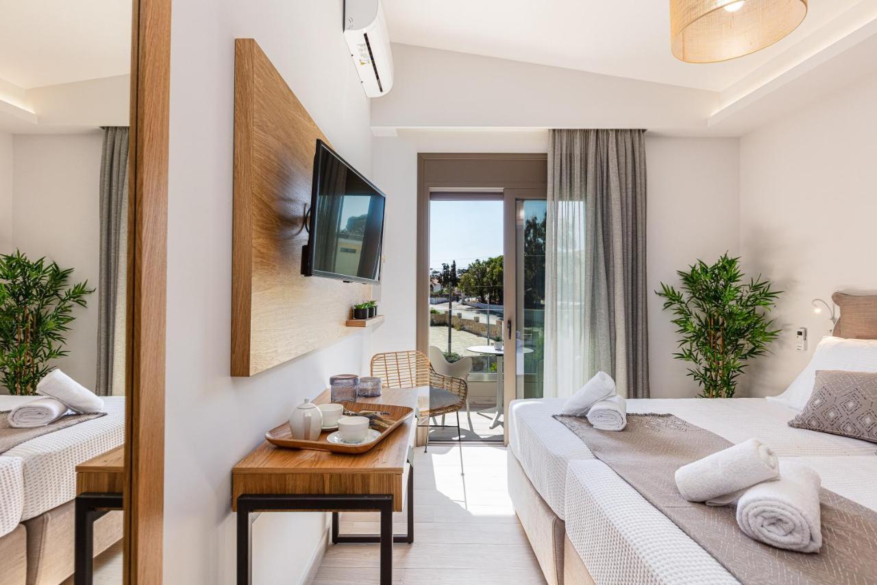 Lagoon Seabreeze Villa, Sumptuous Retreat, By Thinkvilla Pánormos 外观 照片